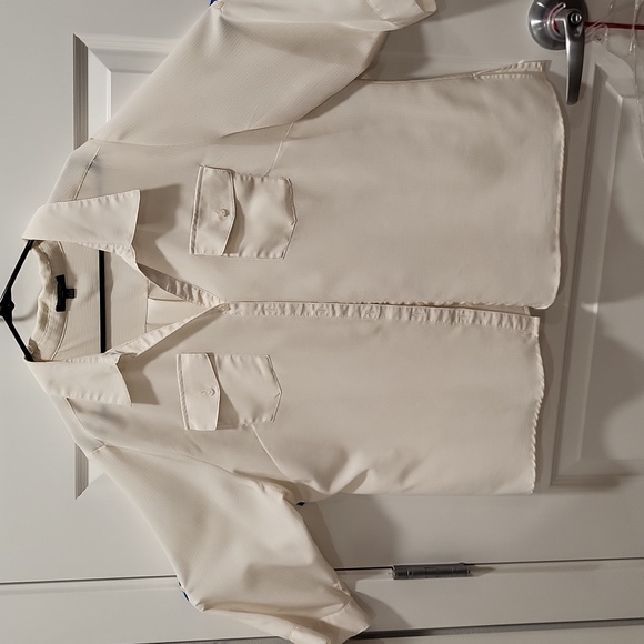 NOTATIONS BUTTON UP CREME COLOR BLOUSE 3/4 LENGTH SLEEVES SIZE 3X - Picture 2 of 3